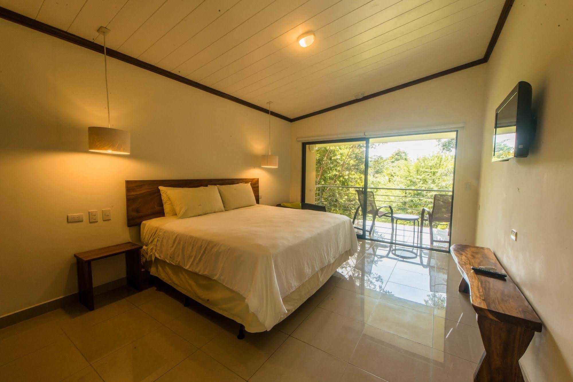 Karahe Beach Hotel Manuel Antonio Exterior foto