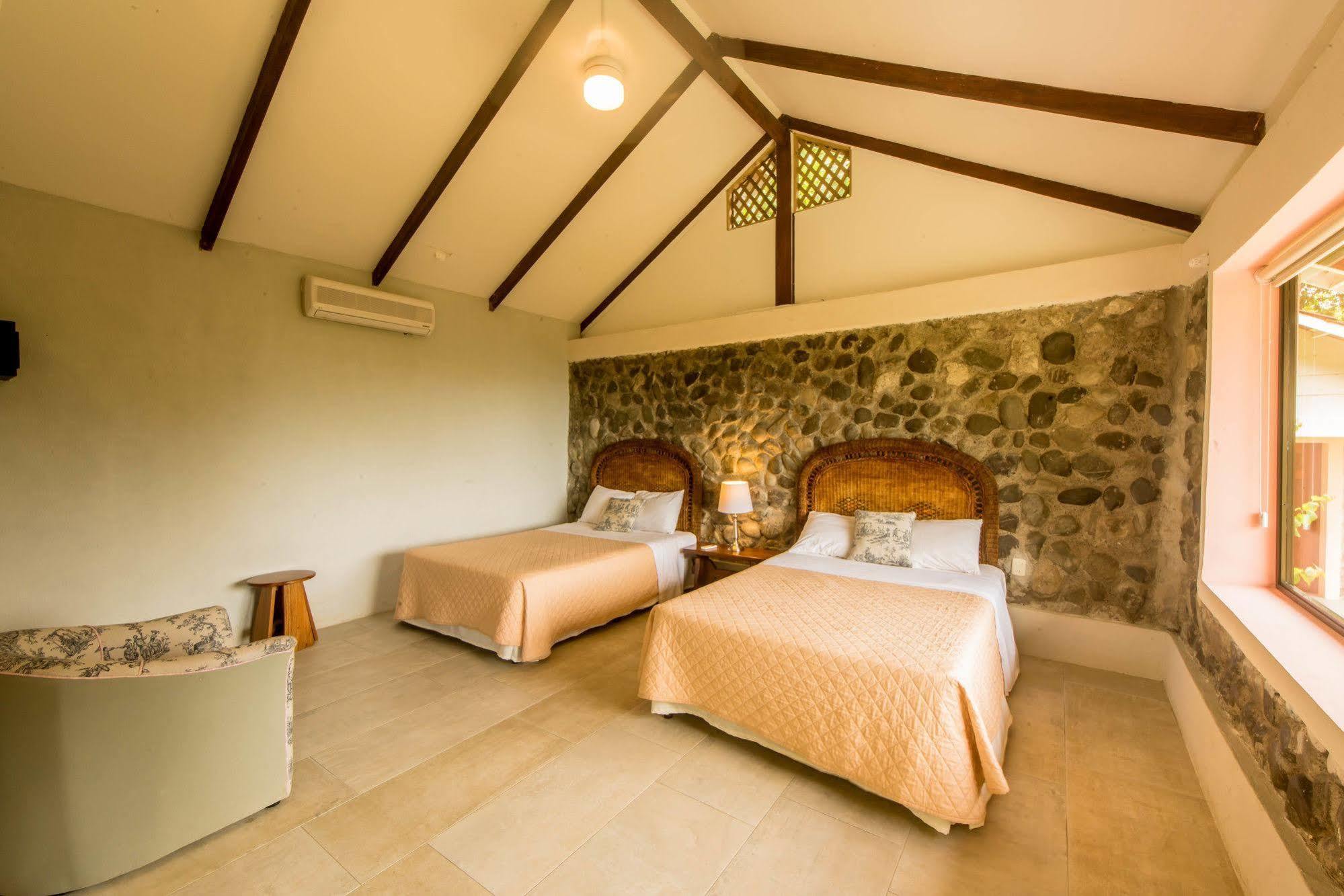 Karahe Beach Hotel Manuel Antonio Exterior foto